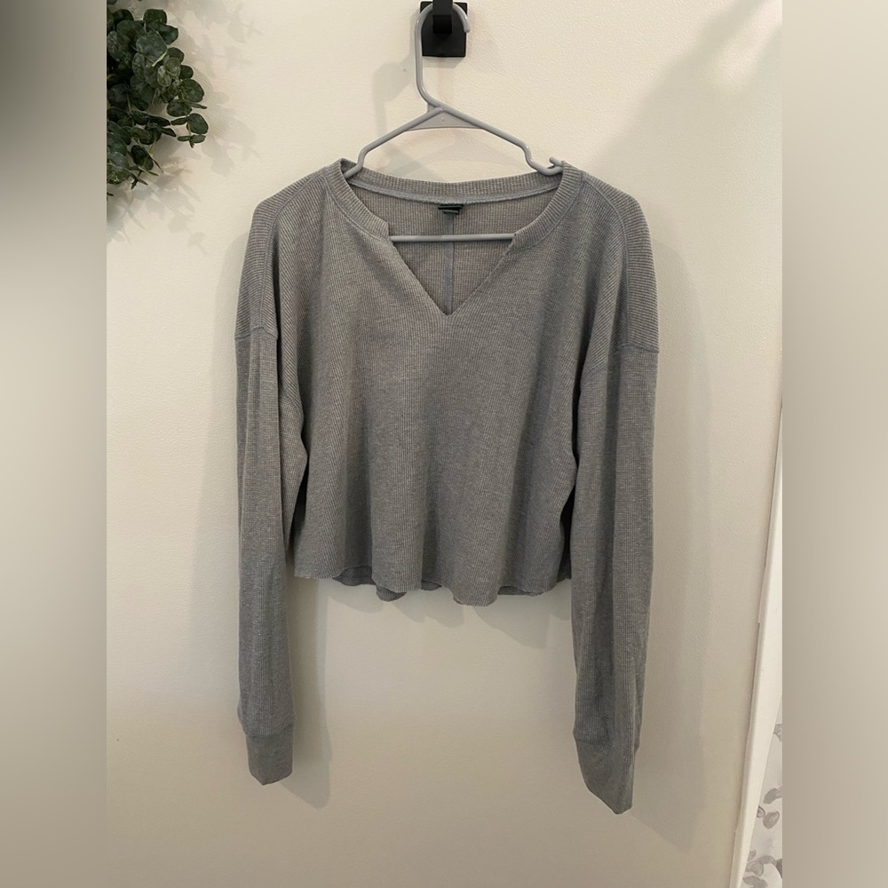 Cropped Henley tee